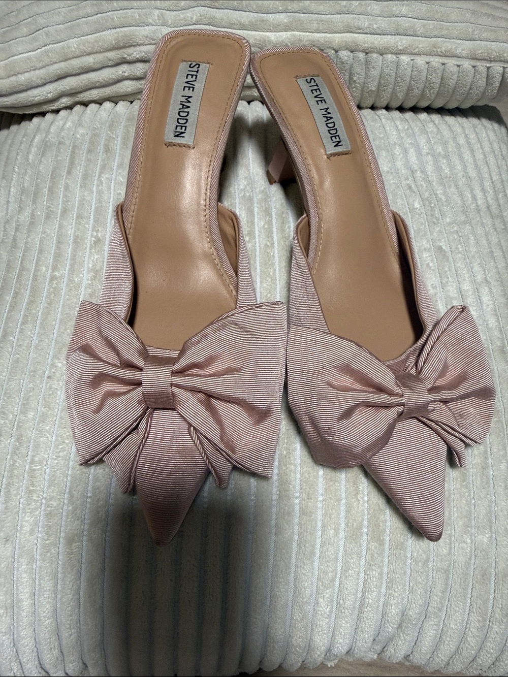 STEVE MADDEN  Blush Pink Bow Pointed Toe Mule Heels | Women’s 8